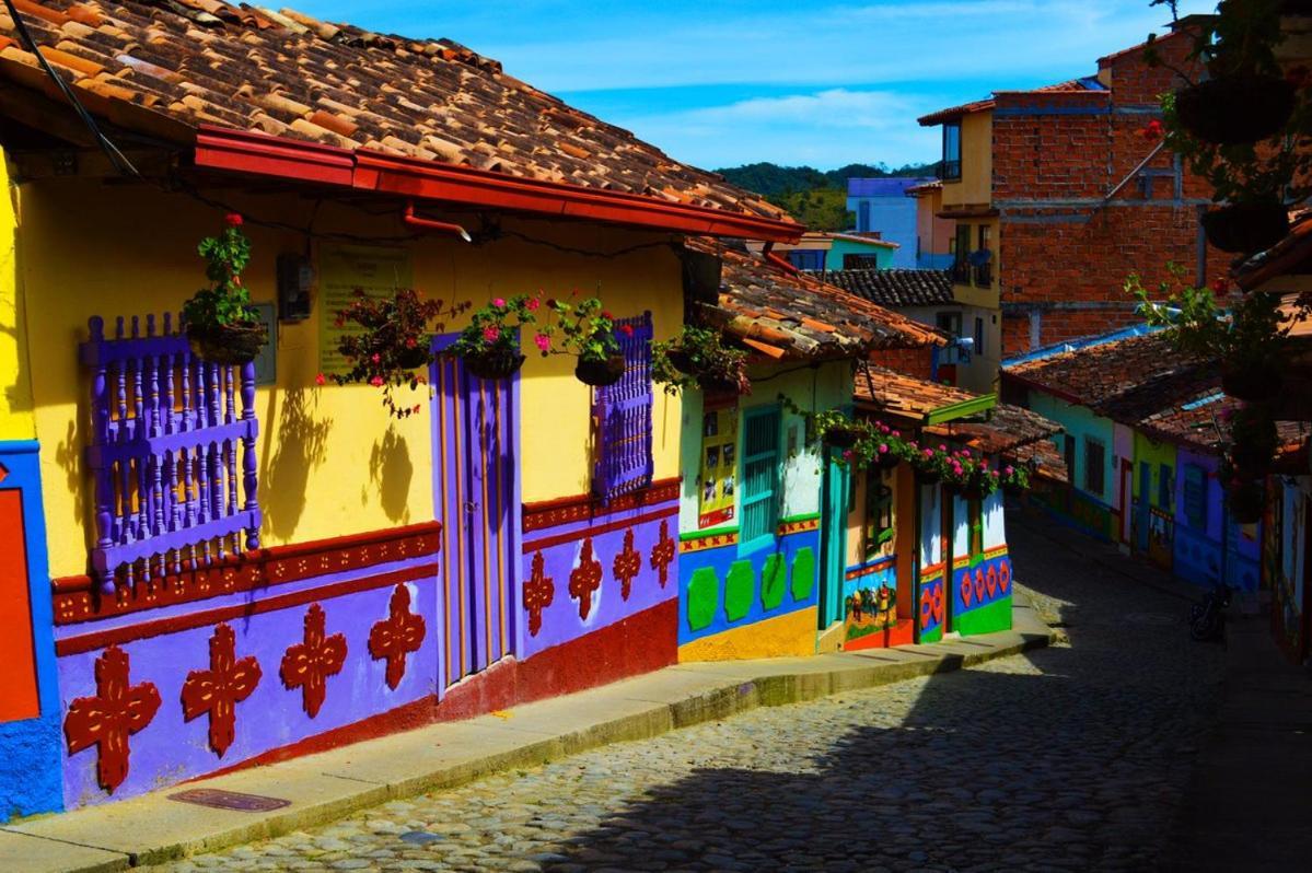 Hotel El Paisaje Guatapé Εξωτερικό φωτογραφία